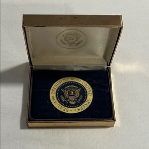 George W bush Awarded F excellent to Me , hended to me from Ex P G W B